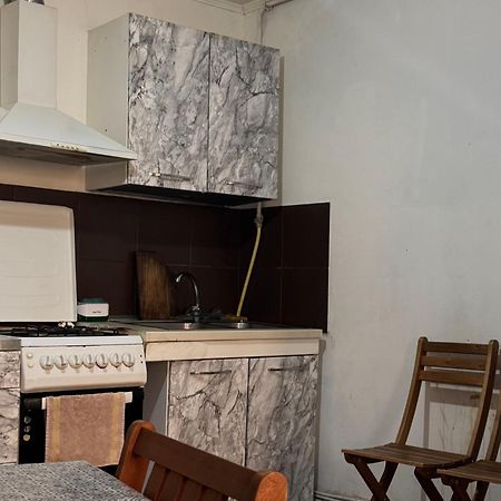 Buddha Hostel Bodoni Chisinau Ruang foto
