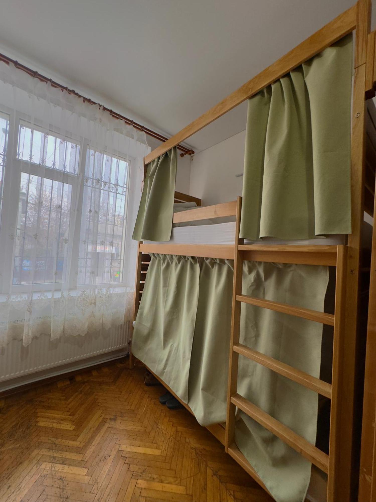 Buddha Hostel Bodoni Chisinau Ruang foto